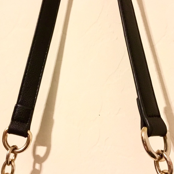 Black Vegan CrossHatch Purse. π€ - Picture 8 of 8